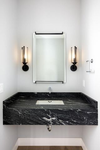 737 Linden Avenue, Burlingame, CA 94010