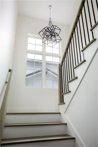 737 Linden Avenue, Burlingame, CA 94010