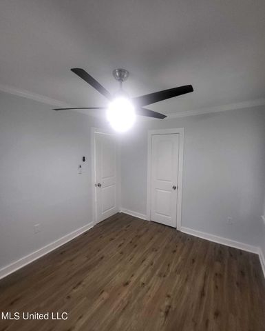 521 Launcelot Road, Jackson, MS 39206