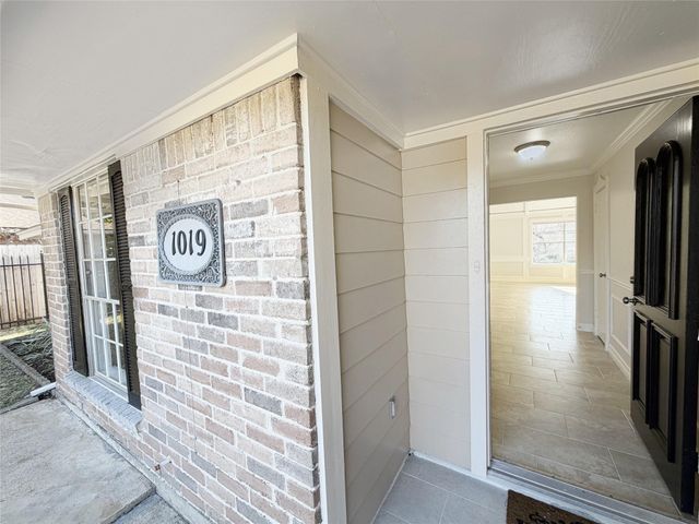 1019 Castolan Drive, Houston, TX 77038