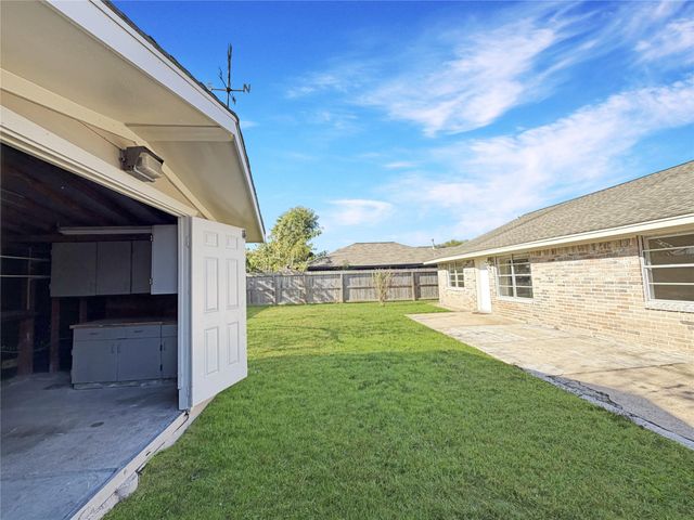 1019 Castolan Drive, Houston, TX 77038