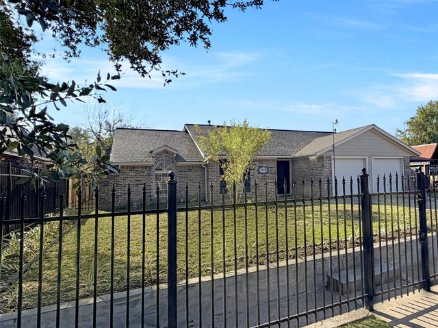 1019 Castolan Drive, Houston, TX 77038