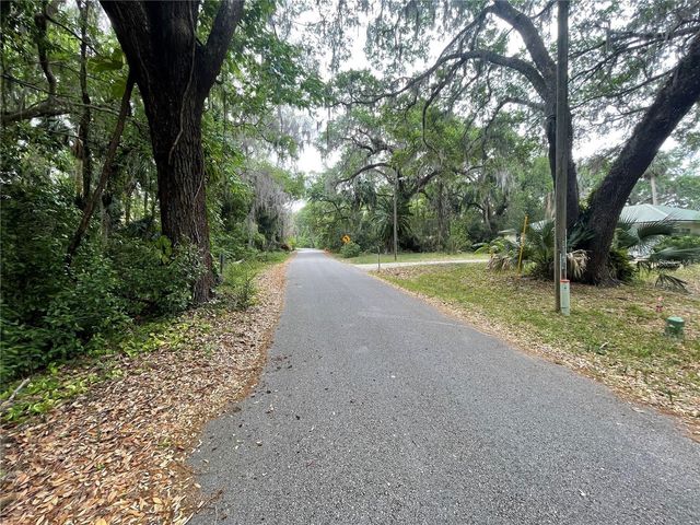 242 FRASER ROAD, Debary, FL 32713