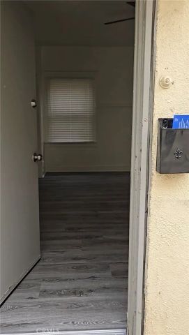 551 W 10th Street 3, Long Beach, CA 90813