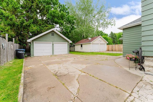 1314 OTTER AVENUE, Oshkosh, WI 54901