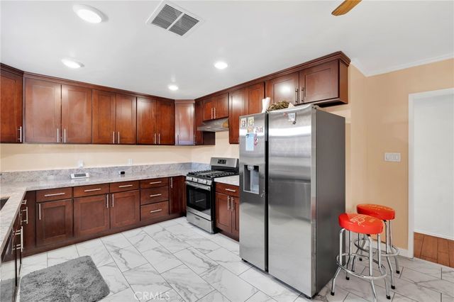 7664 Beckett Street, Tujunga, CA 91042