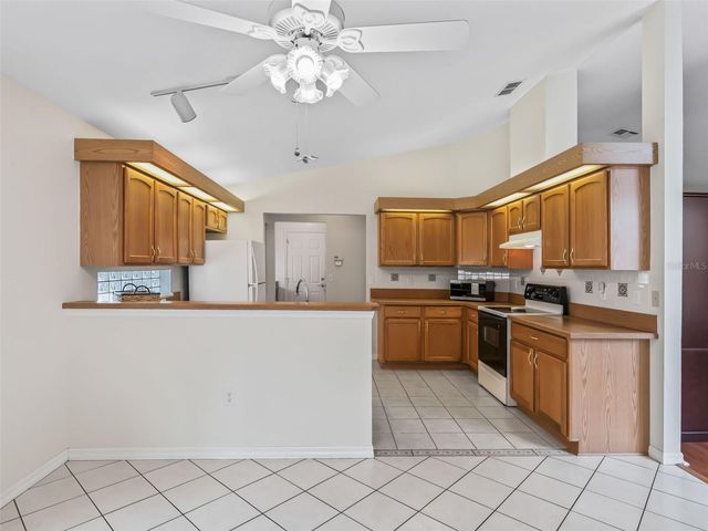 6318 SW 117TH LOOP, Ocala, FL 34476