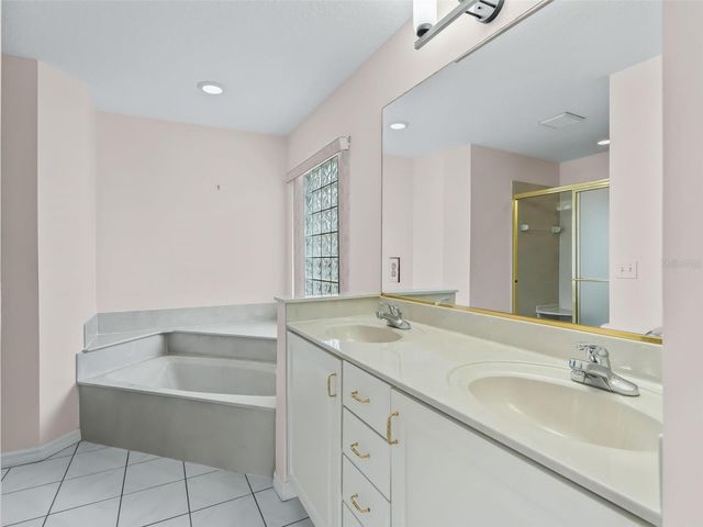 6318 SW 117TH LOOP, Ocala, FL 34476