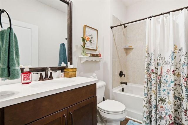 328 McQueen Way, Canton, GA 30115