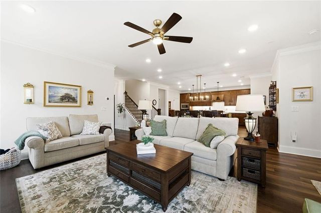 328 McQueen Way, Canton, GA 30115