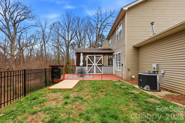 223 Howe Street, Belmont, NC 28012