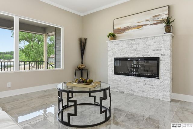 17214 Chalet Drive, Bellevue, NE 68123