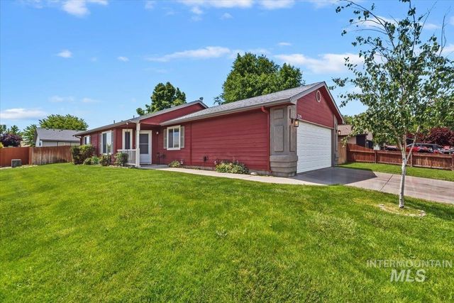 329 Palace Way, Nampa, ID 83687