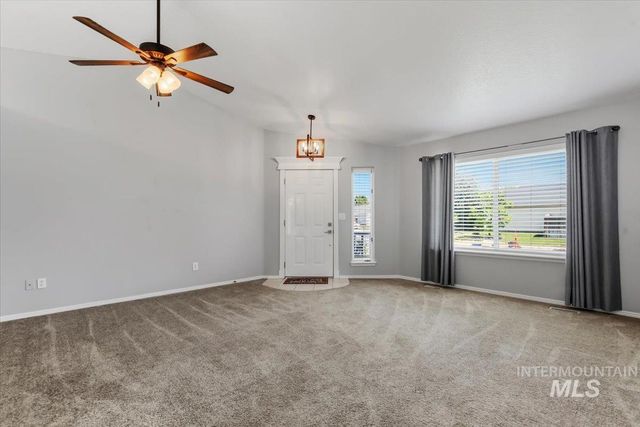 329 Palace Way, Nampa, ID 83687