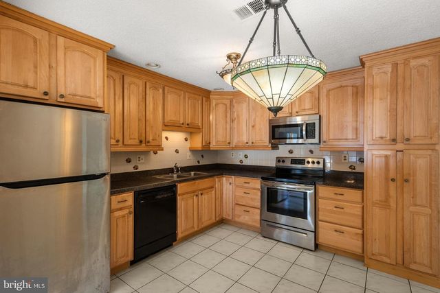 116 CHASE RD, Chesterbrook, PA 19087