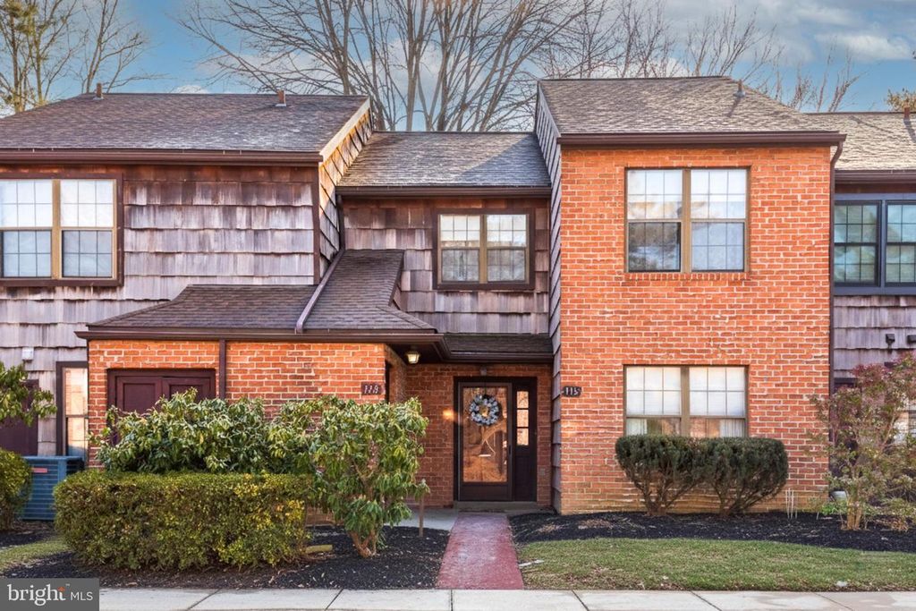 116 CHASE RD, Chesterbrook, PA 19087