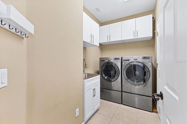 6163 PALOMINO CIRCLE, Bradenton, FL 34201