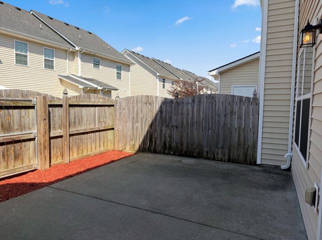 428 Kubota Dr, Murfreesboro, TN 37128