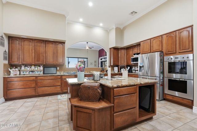 2948 E WATFORD Court, Queen Creek, AZ 85142