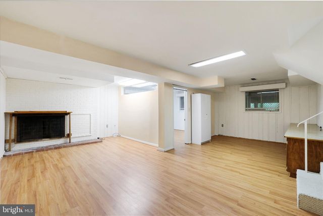 6928 WINTERBERRY LN, Bethesda, MD 20817