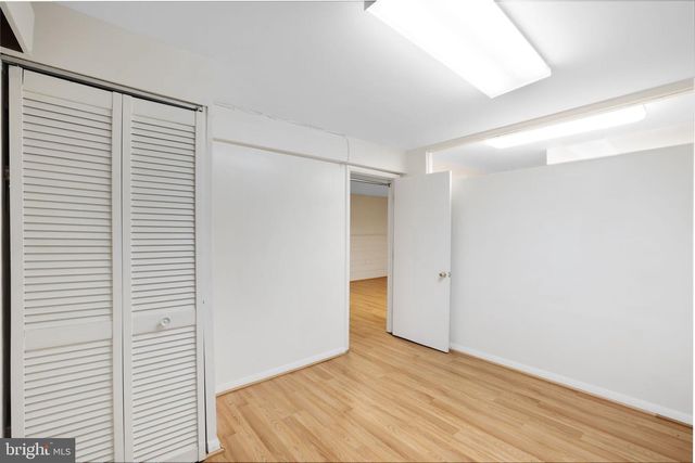 6928 WINTERBERRY LN, Bethesda, MD 20817