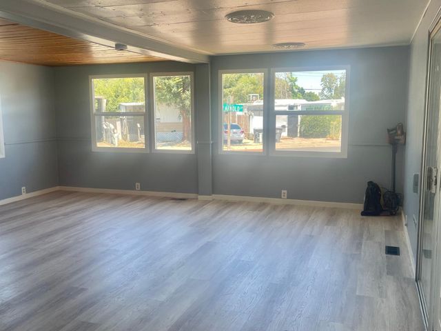 200 Doolittle Dr, Roseville, CA 95747