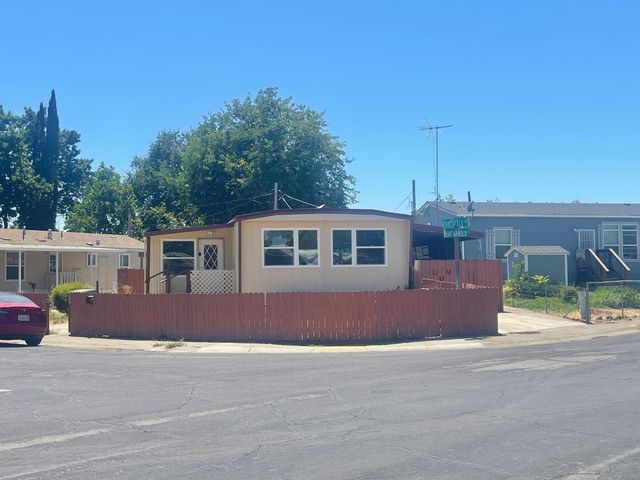 200 Doolittle Dr, Roseville, CA 95747