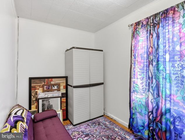 8176 LEA RD, Pasadena, MD 21122