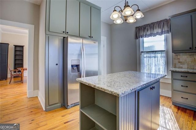 27 N Broad Street, Porterdale, GA 30014