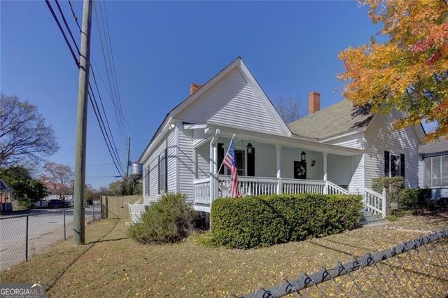 27 N Broad Street, Porterdale, GA 30014