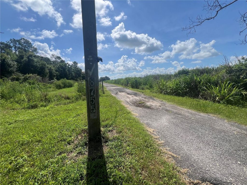 8755 WAUCHULA ROAD, Myakka City, FL 34251