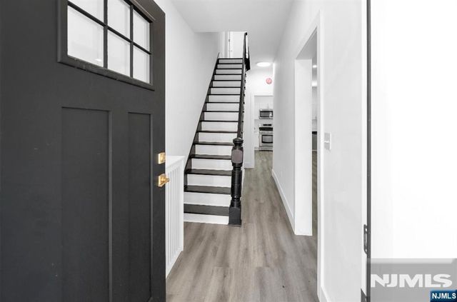 101 Garside Street, Newark, NJ 07104
