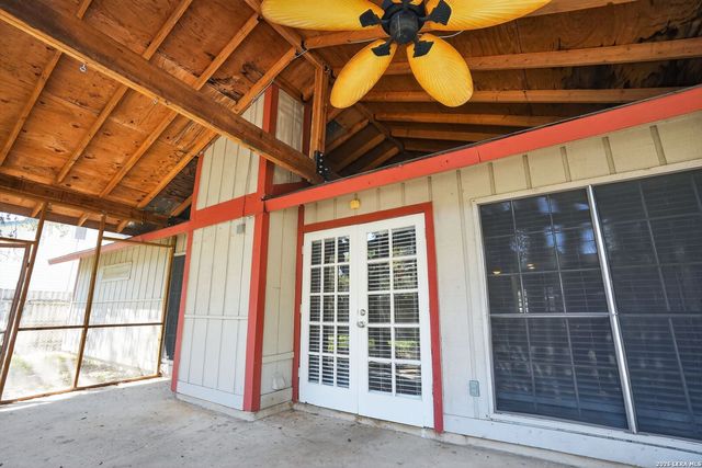 9150 PARK TRL, San Antonio, TX 78250