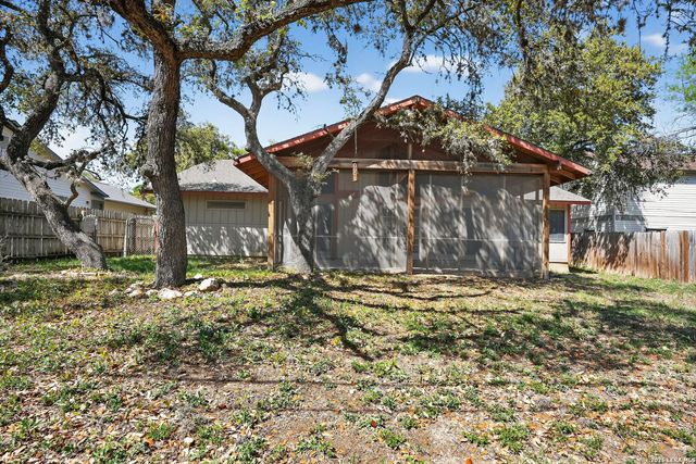 9150 PARK TRL, San Antonio, TX 78250