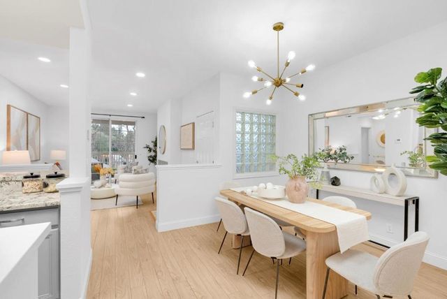 601 Arcadia Terrace 202, Sunnyvale, CA 94085