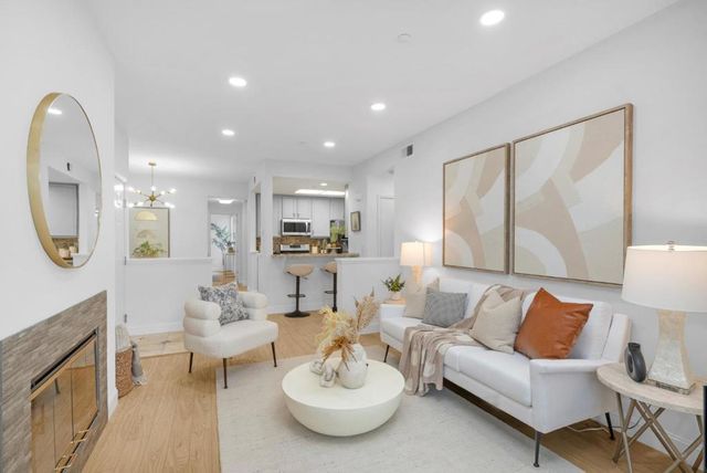 601 Arcadia Terrace 202, Sunnyvale, CA 94085