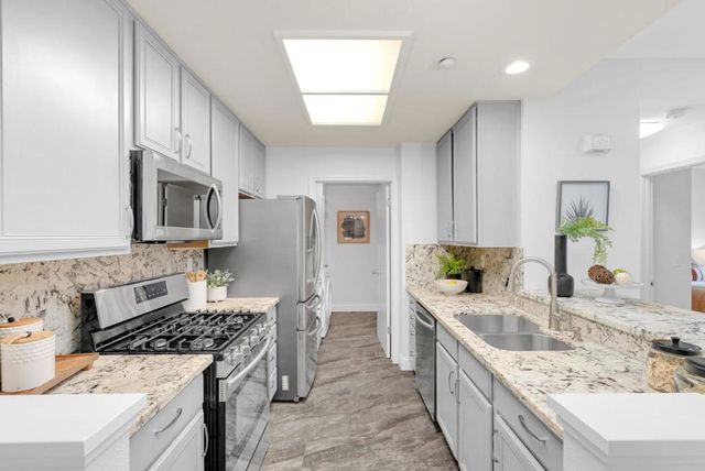 601 Arcadia Terrace 202, Sunnyvale, CA 94085