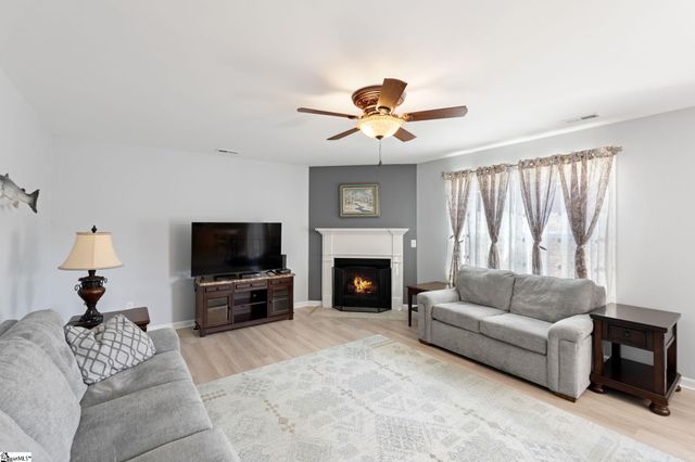 23 Ivyberry Road, Simpsonville, SC 29681