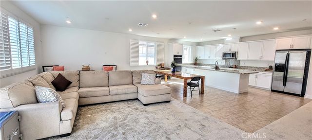 30564 Oak Summit Dr, Menifee, CA 92584