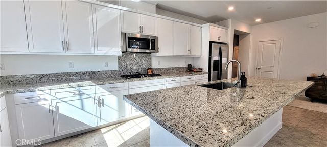 30564 Oak Summit Dr, Menifee, CA 92584