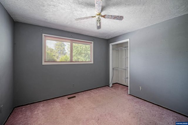 3212 Terrace NW Dr, Albany, OR 97321