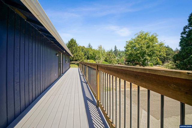 3212 Terrace NW Dr, Albany, OR 97321