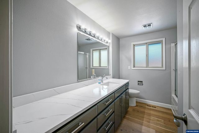 3212 Terrace NW Dr, Albany, OR 97321