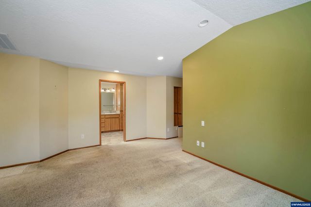 3212 Terrace NW Dr, Albany, OR 97321