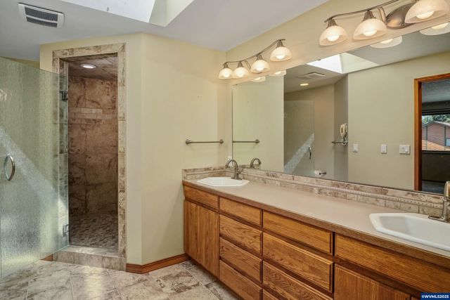 3212 Terrace NW Dr, Albany, OR 97321