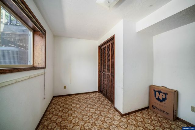 3212 Terrace NW Dr, Albany, OR 97321