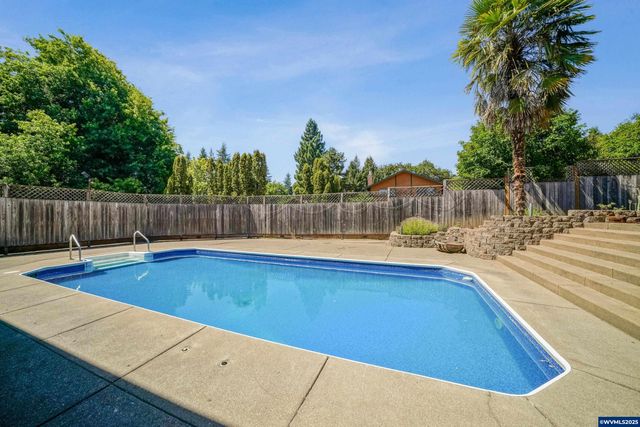 3212 Terrace NW Dr, Albany, OR 97321