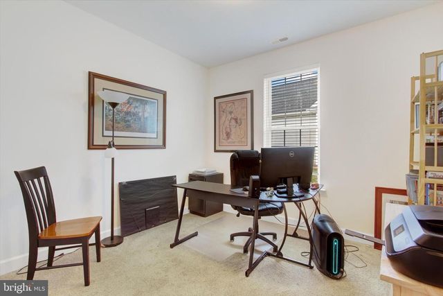 8 OSPREY CT, Gettysburg, PA 17325