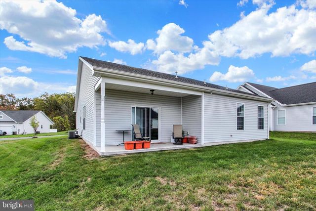 8 OSPREY CT, Gettysburg, PA 17325