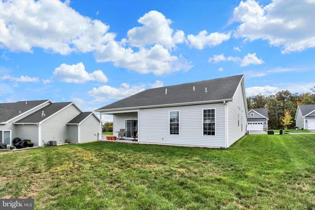 8 OSPREY CT, Gettysburg, PA 17325